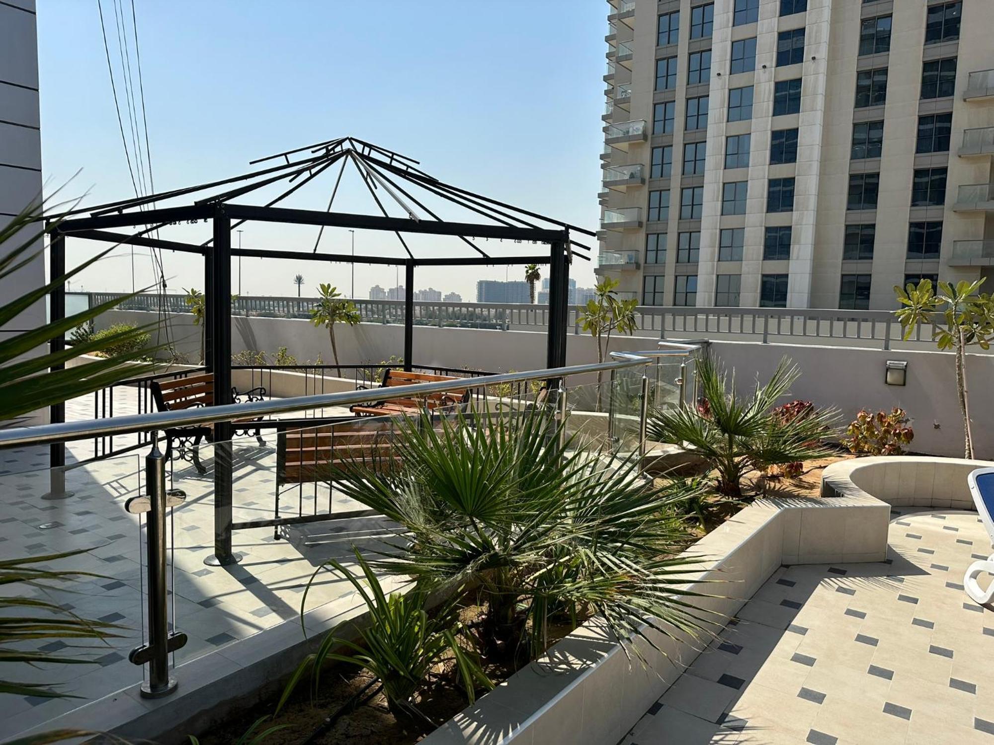 Luxurious And Spacious One Bedroom In The Heart Of